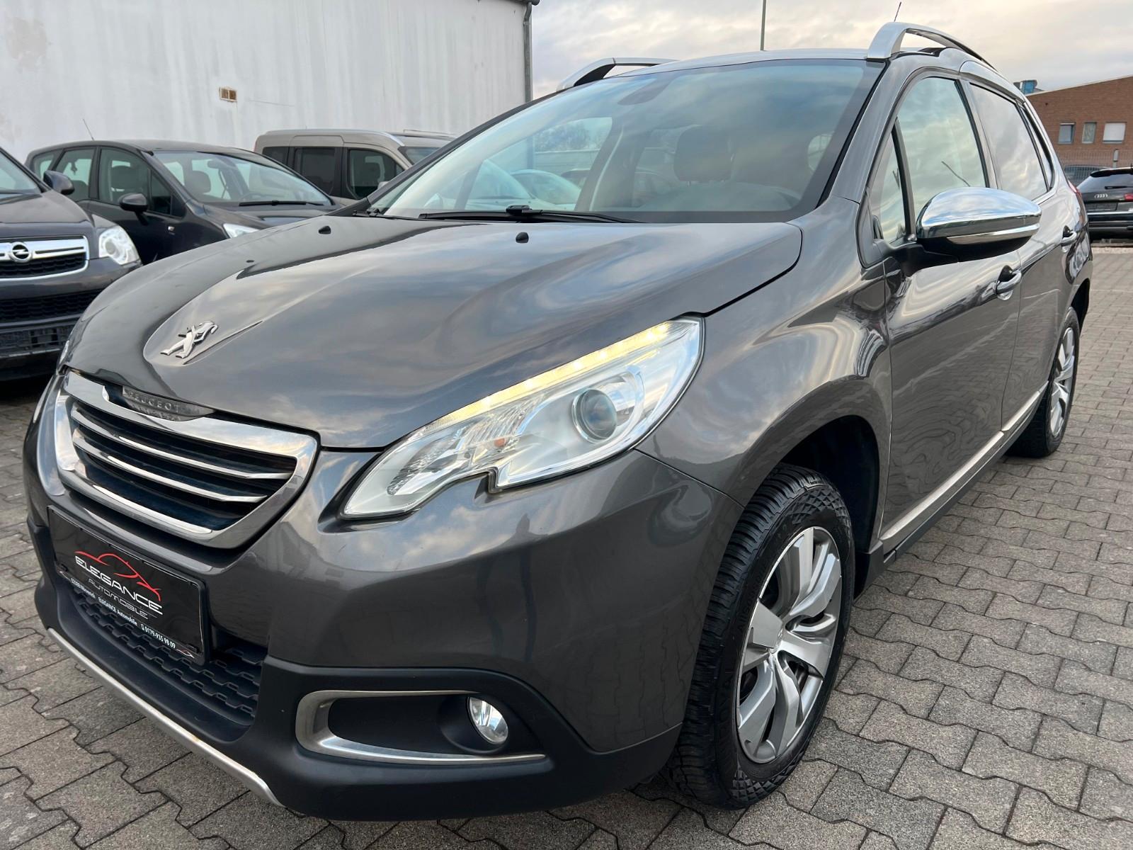 Peugeot 2008 Allure PureTech 1.HAND SEHR GEPFLEGT