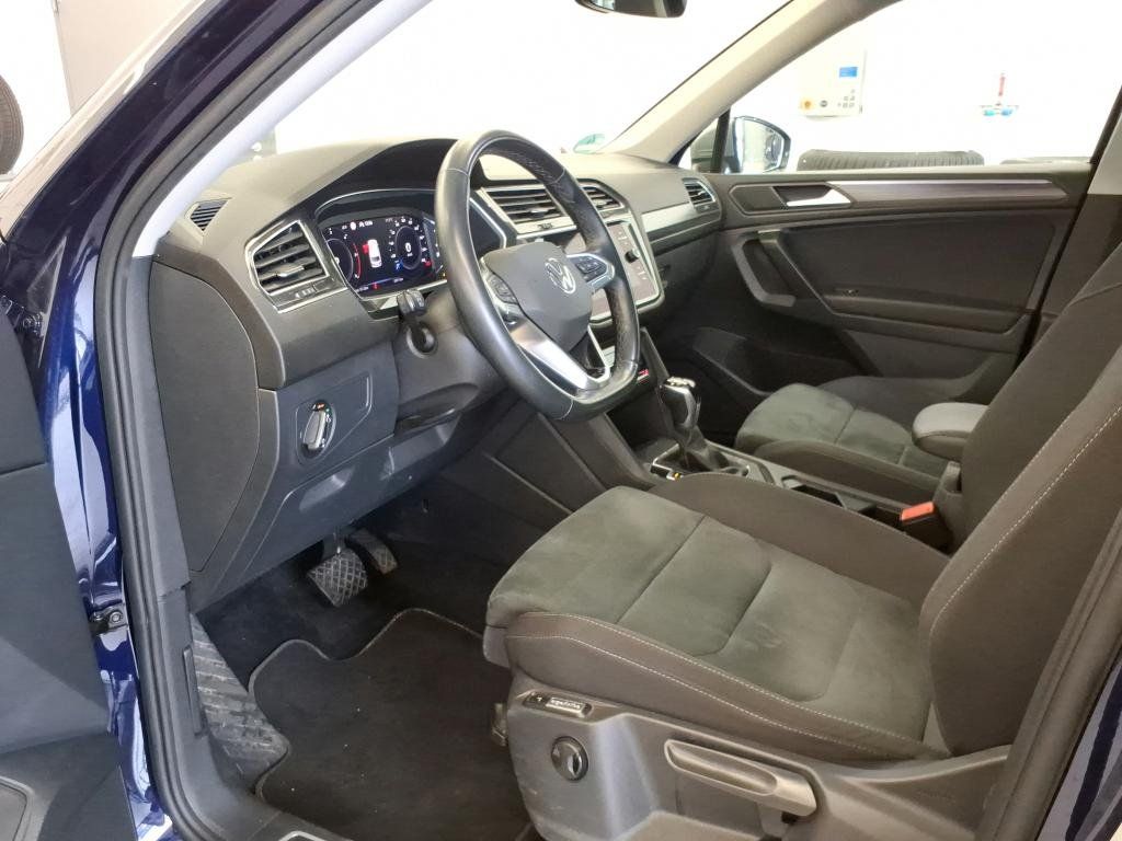 Fahrzeugabbildung Volkswagen Tiguan Allspace Life TDI DSG *AHK*Navi*LED*PDC*
