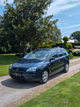 Ford Focus Automatik Tempomat klima Zahnriemen neue - Ford Focus aus 2005 mit Diesel-Antrieb