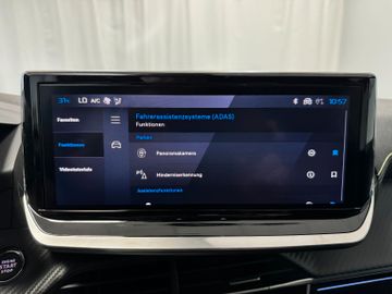 Fahrzeugbestand 20 Peugeot 208 Hybrid 145 GT e-Sitz+Alcantara+360 Grad