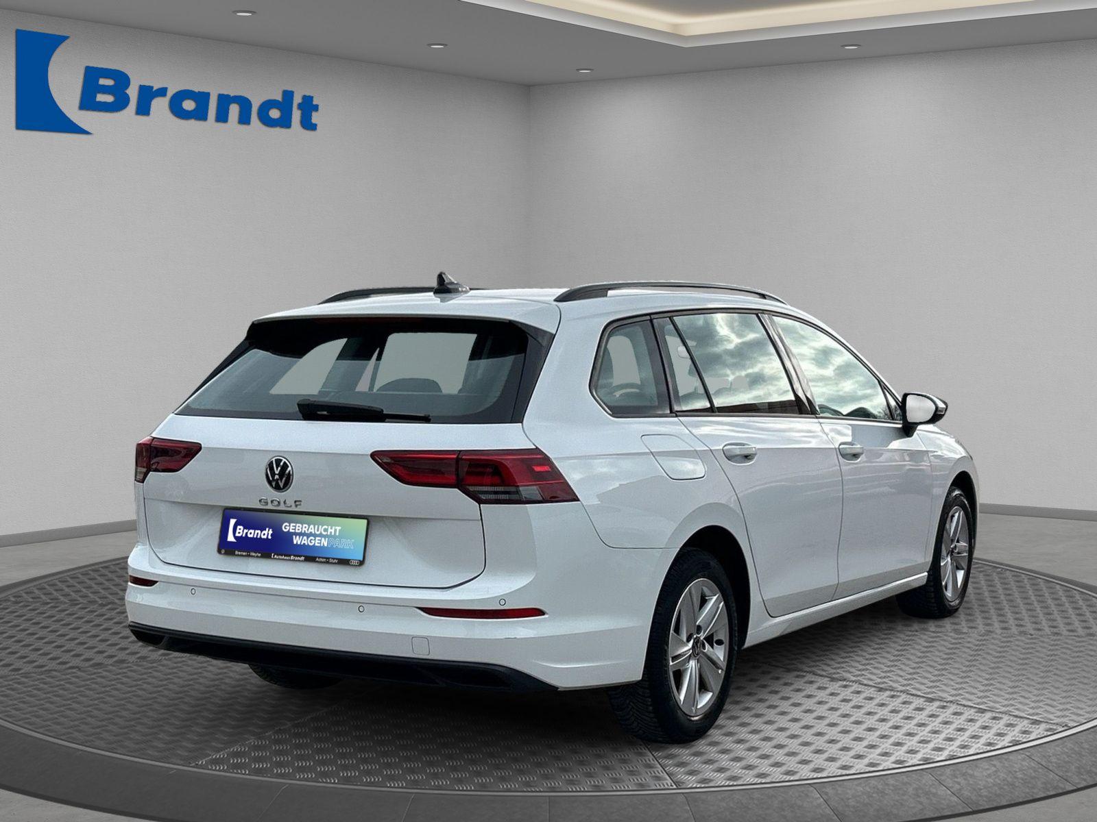 Volkswagen Golf VIII Variant 2.0 TDI Life DSG+LED+APP CON.