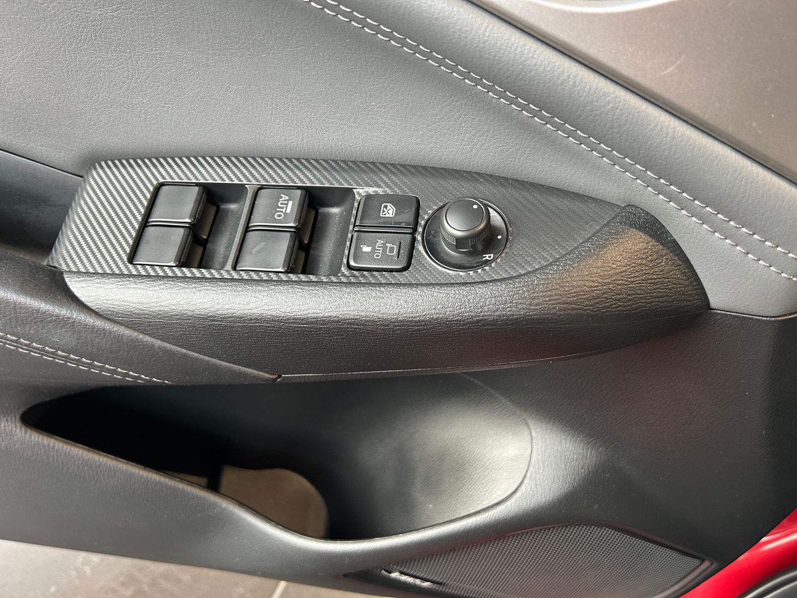 Fahrzeugabbildung Mazda CX-3 Sports-Line AWD BOSE LED NAV SHZ LEDER 18"