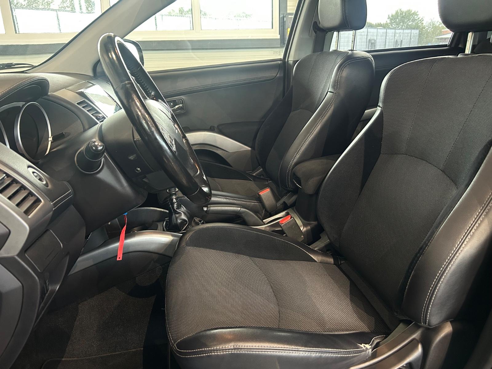Mitsubishi Outlander XTRA 2WD*AHK*Tüv bis 07-2028*