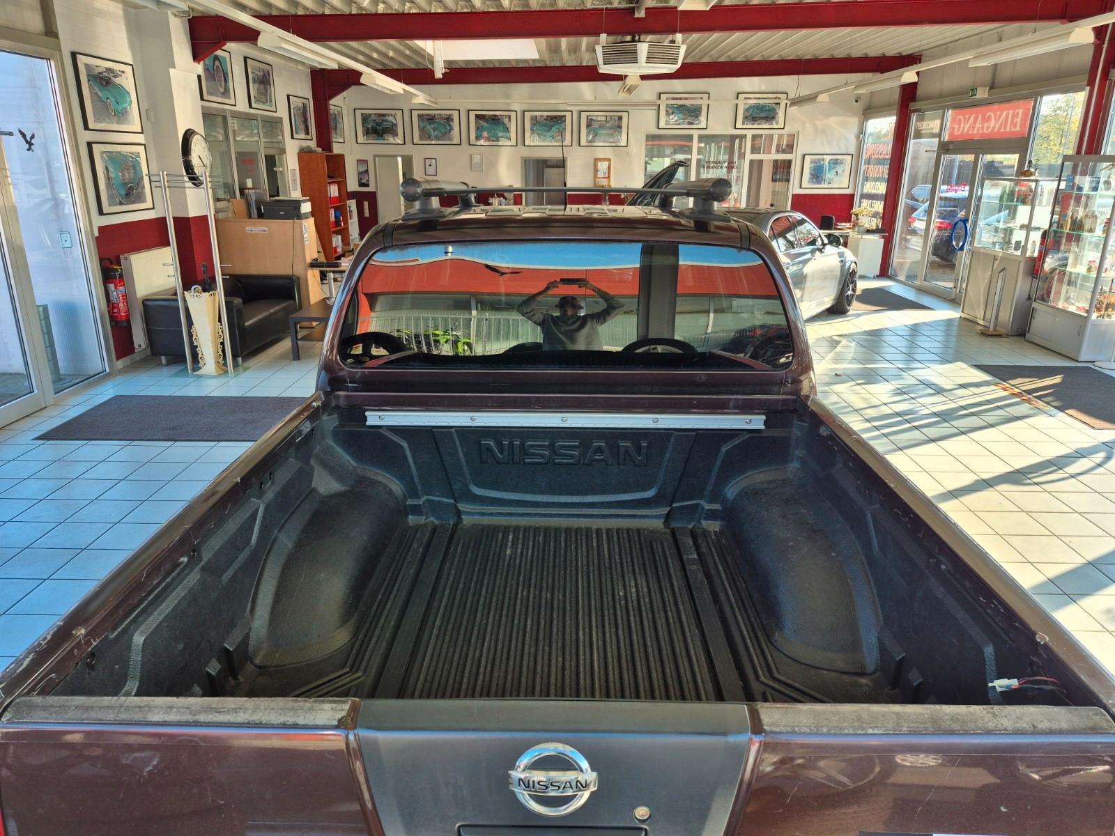 Nissan Navara Double Cab 3.0 dCi V6 231 ch BVA 4x4 / 121 000 km / Bose / Toit ouvrant / Cuir / Caméra de recul