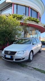 Volkswagen Passat 2.0 TDI DPF Var. Comfortline - Volkswagen Passat aus 2008: Kombi