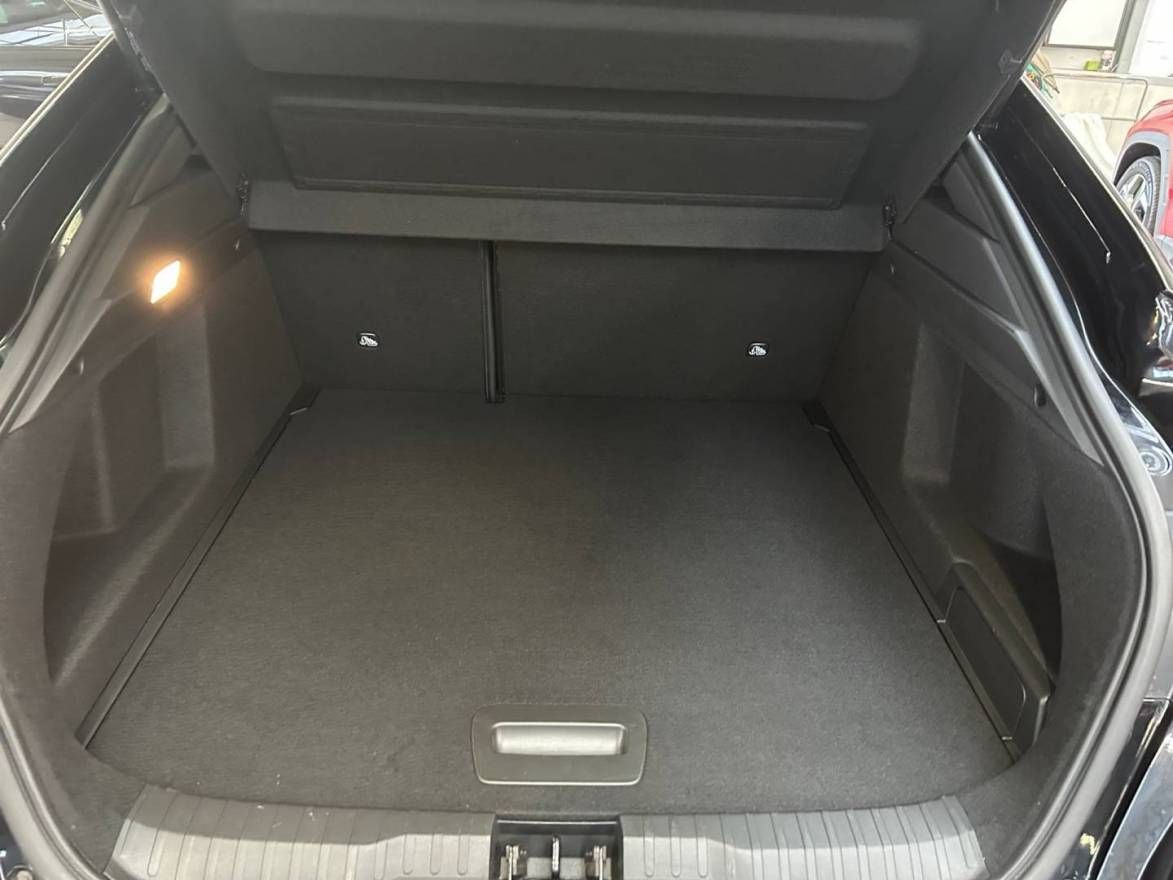 Fahrzeugabbildung Renault ARKANA E-TECH engineered hybrid 145