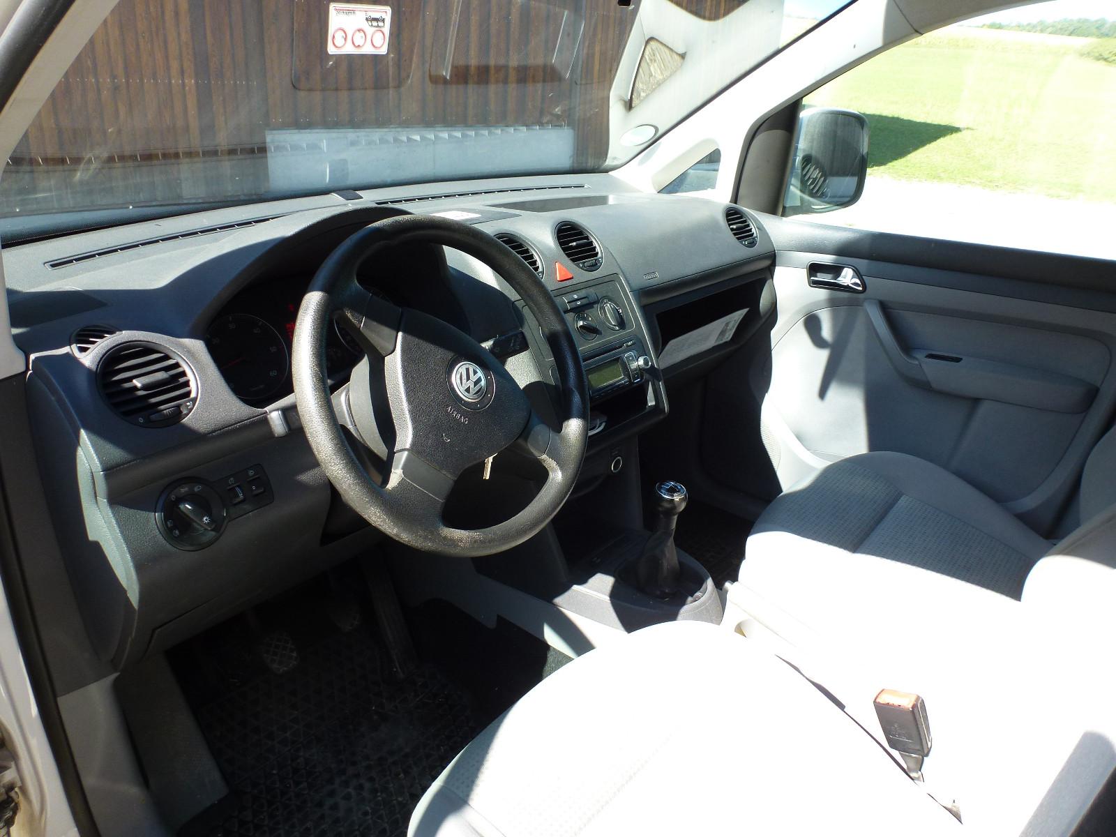 Volkswagen Caddy Maxi Life Rollstuhlrampe