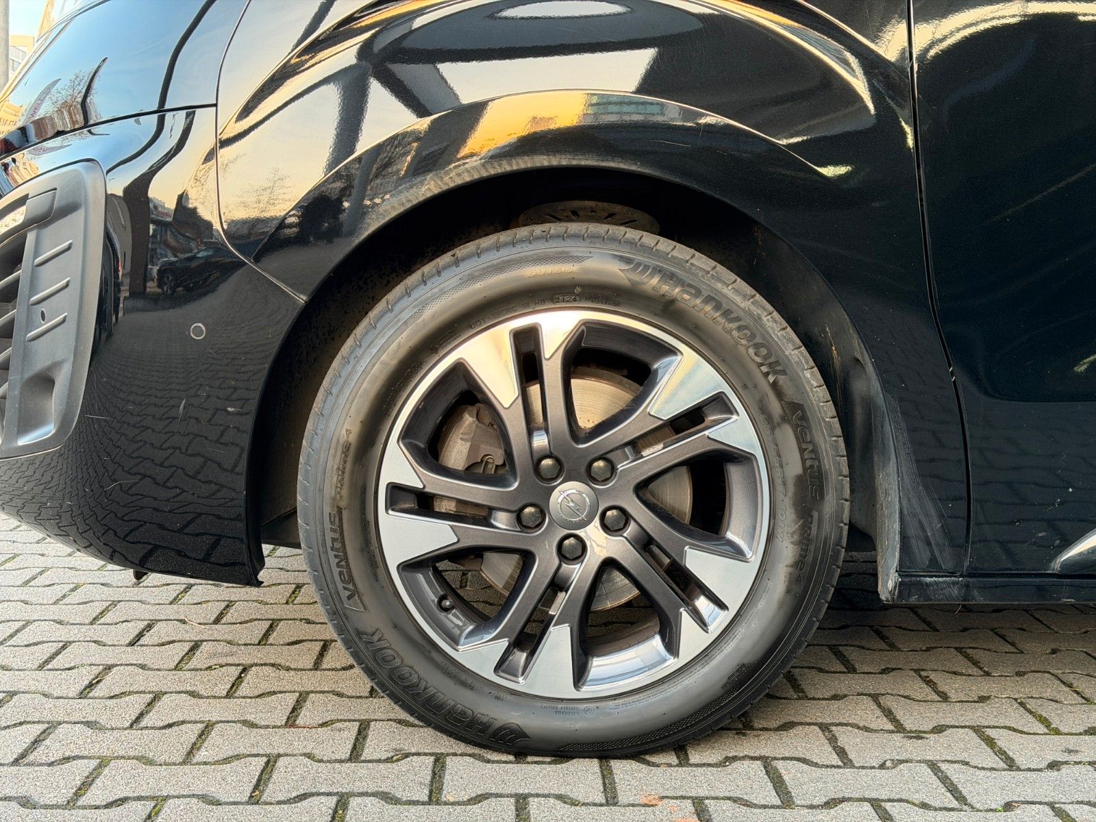 Fahrzeugabbildung Opel Zafira Life Elegance M AHK/Standheizung/8-Sitze!