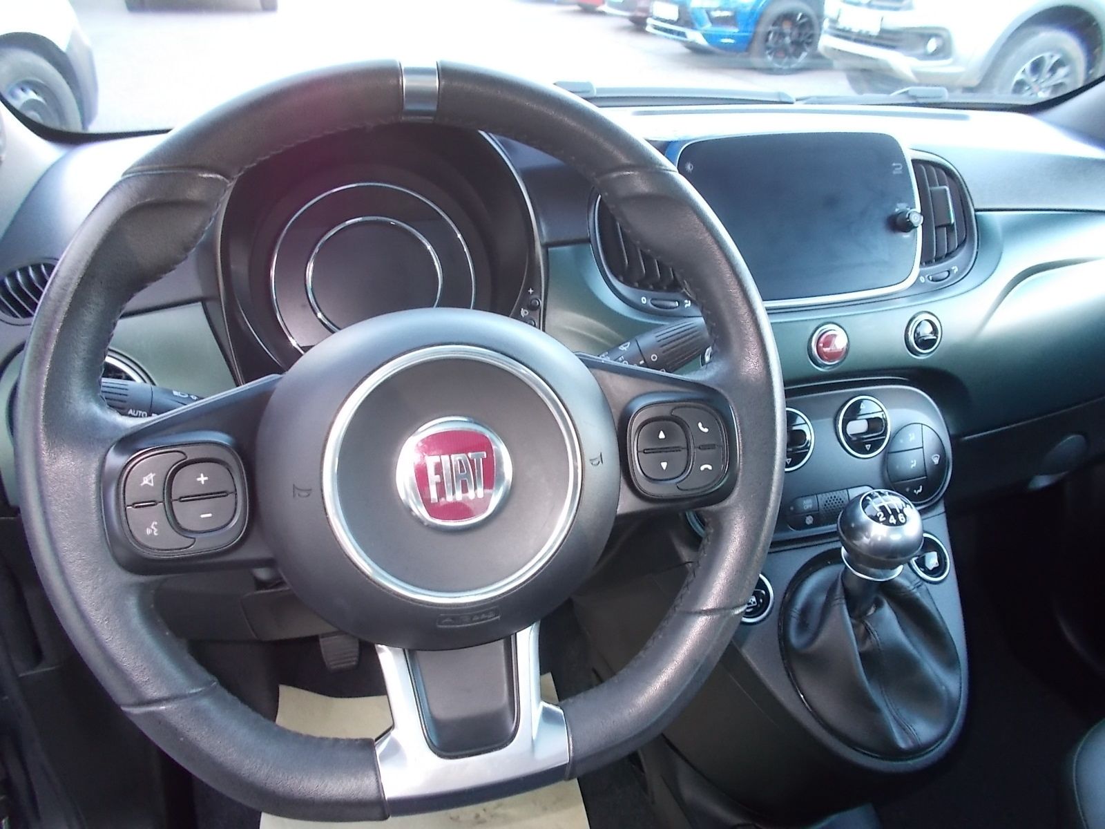 Fahrzeugabbildung Fiat 500 RockStar 1.0 Hybrid + Mattlack