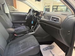 VW T-Roc 1.5 TSI Style DSG LED ACC NAVI AHK MASSAGE