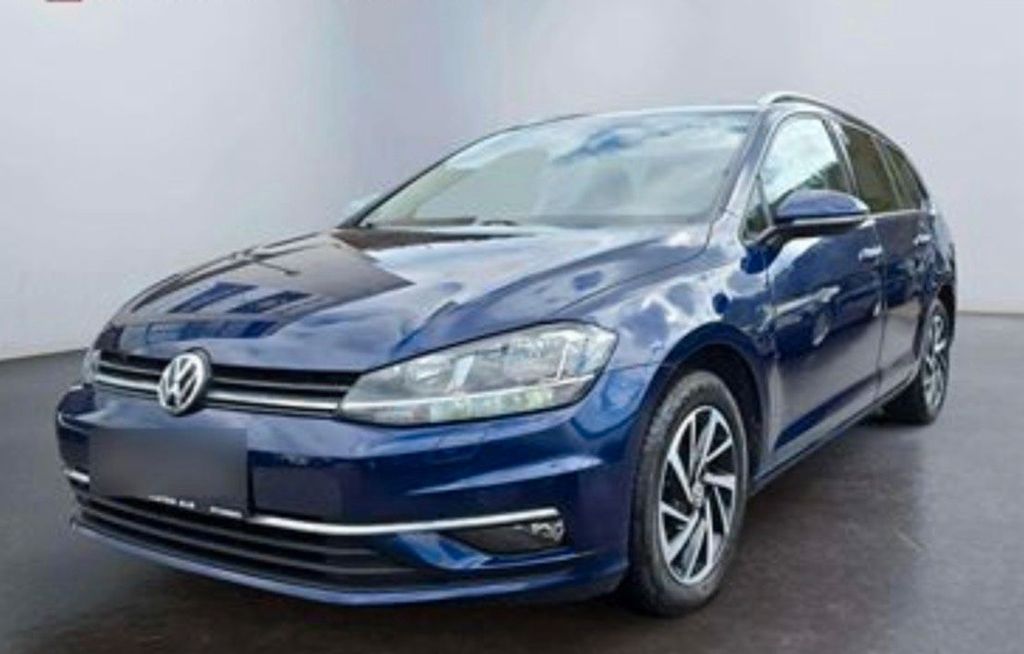 Image of Volkswagen Golf