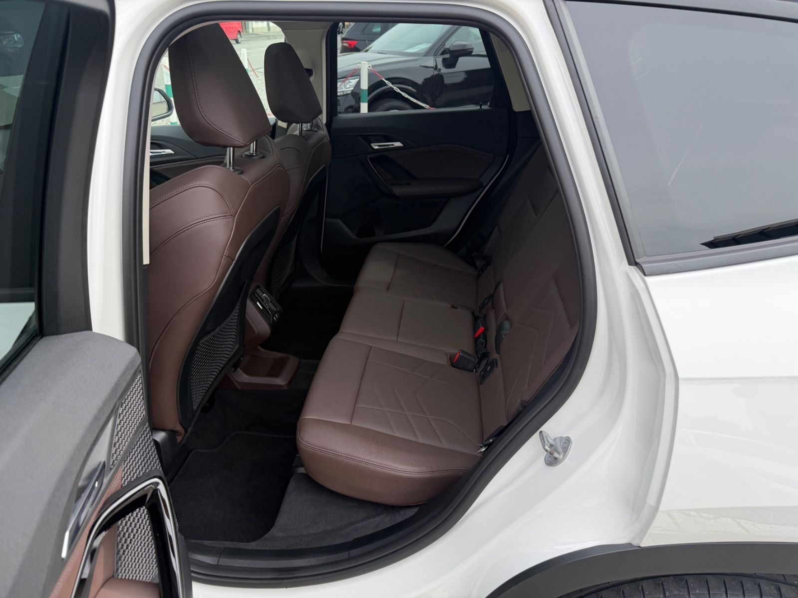 Fahrzeugabbildung BMW X1 23 d xDrive PANO TOTWINKEL KAMERA LEDER LED