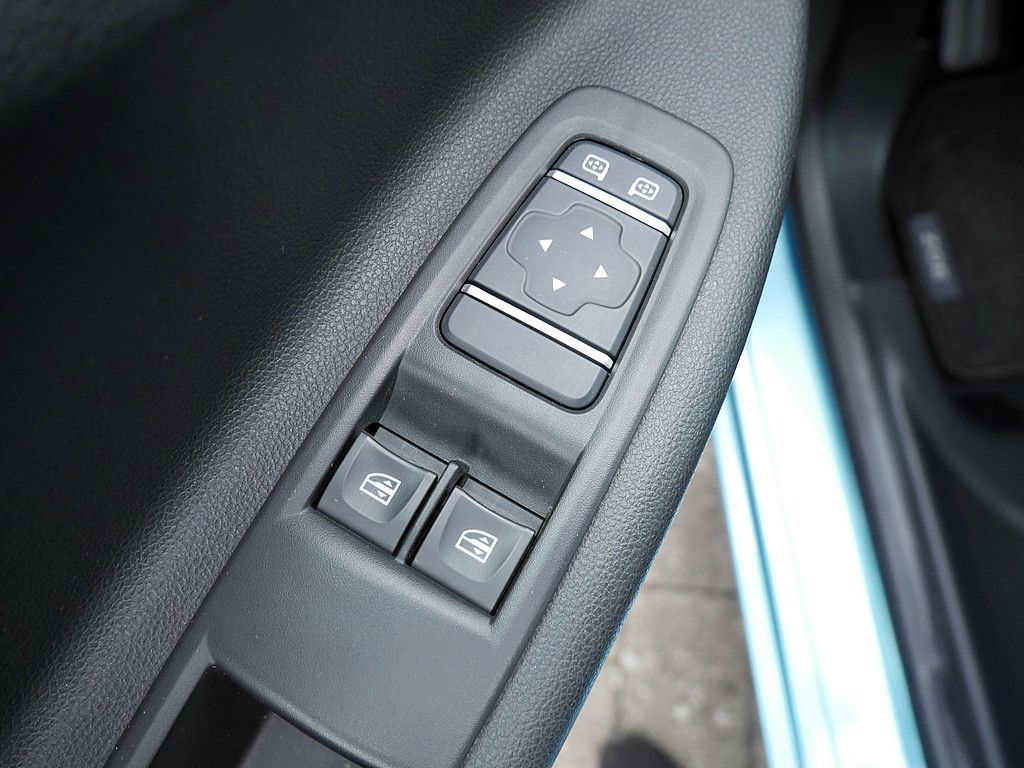 Fahrzeugabbildung Renault ZOE Life R110 Z.E. 50 KLIMA KEYLESS LED