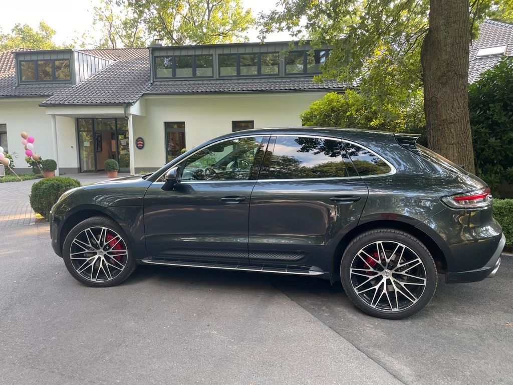 Image of Porsche Macan