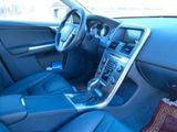 Volvo XC60 D5 AWD Geartronic Summum, 1. Hand,  - Volvo XC60: Allradantrieb
