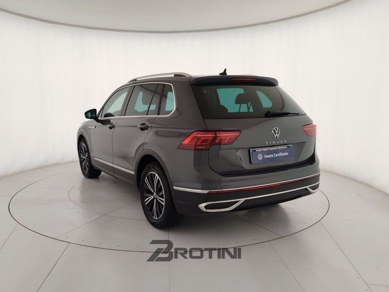 Volkswagen Tiguan Tiguan 2.0 tdi Elegance 150cv  imagem 2