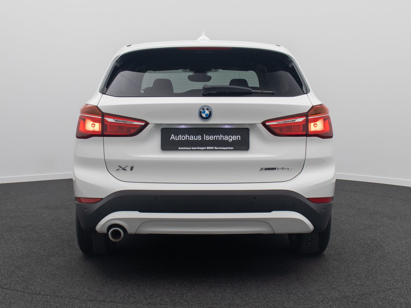 Fahrzeugabbildung BMW X1 xD25e GeschwindigReg ParkAss DAB Komfort NAVI
