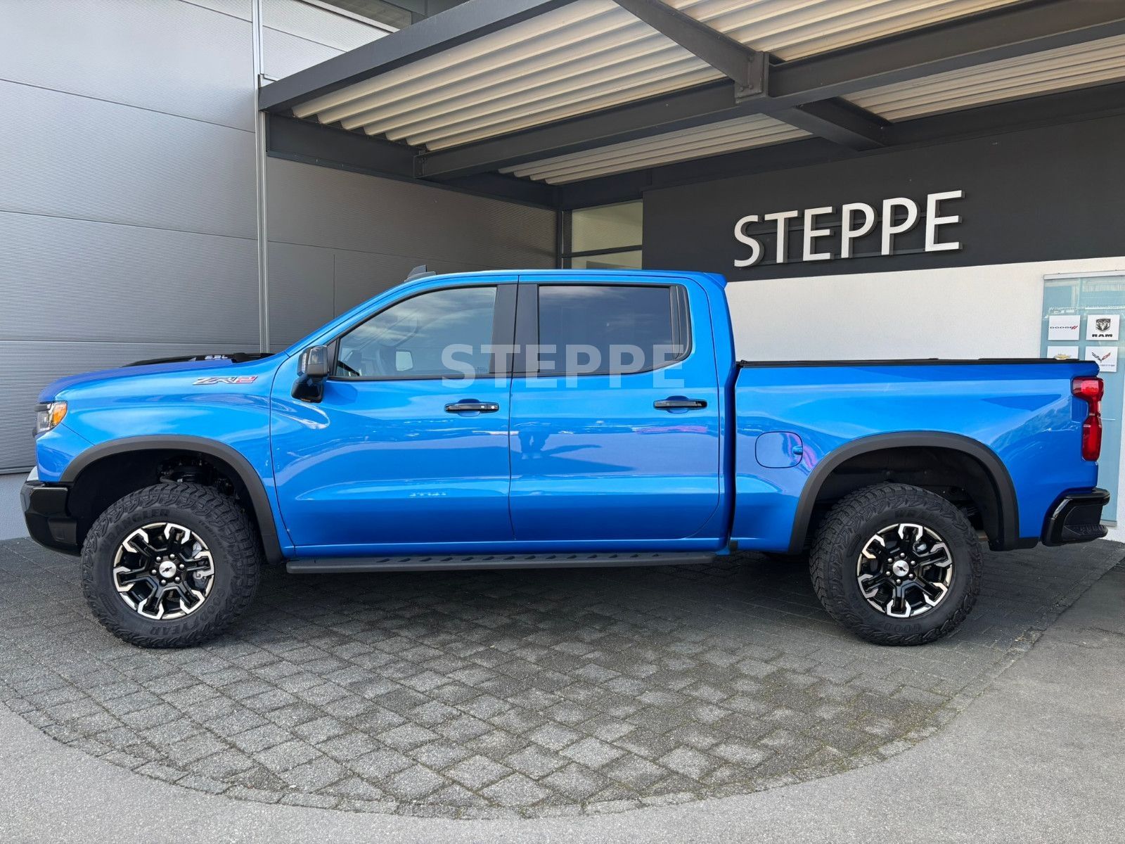 Chevrolet Silverado ZR2 6,2 V8 Crewcab 1.Hd Unfallfrei AHK