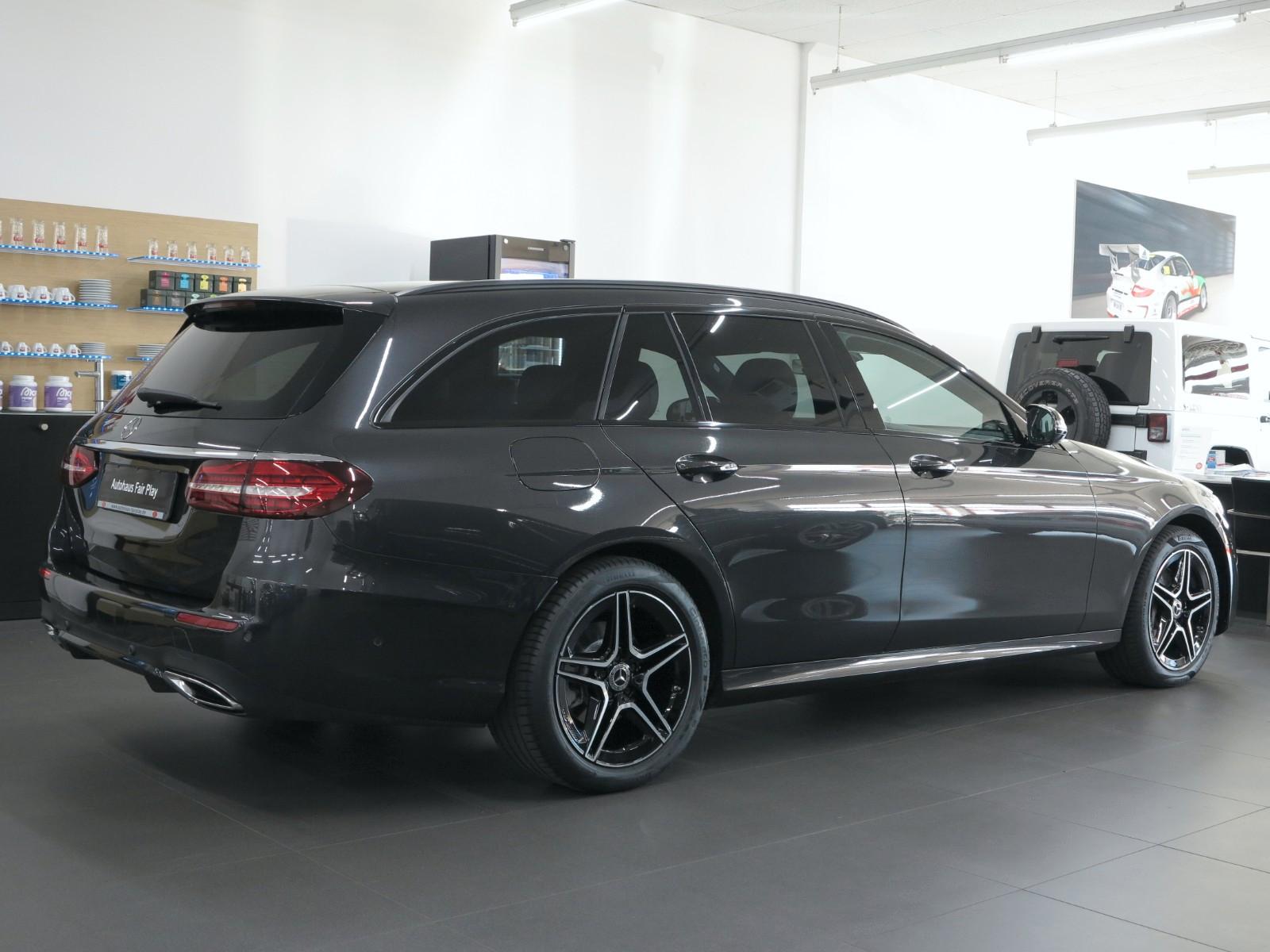 Mercedes-Benz E 220 d T-Modell AMG/HUD/BURMESTER/AIRM/U-FREI!