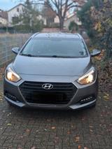 Hyundai i40 1.6 GDI blue Trend Trend + Dachgepäckträger  - Hyundai i40 aus 2016