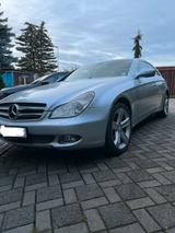 Mercedes-Benz CLS 320 CDI - gebrauchte Mercedes-Benz CLS 320 aus dem Jahr 2008