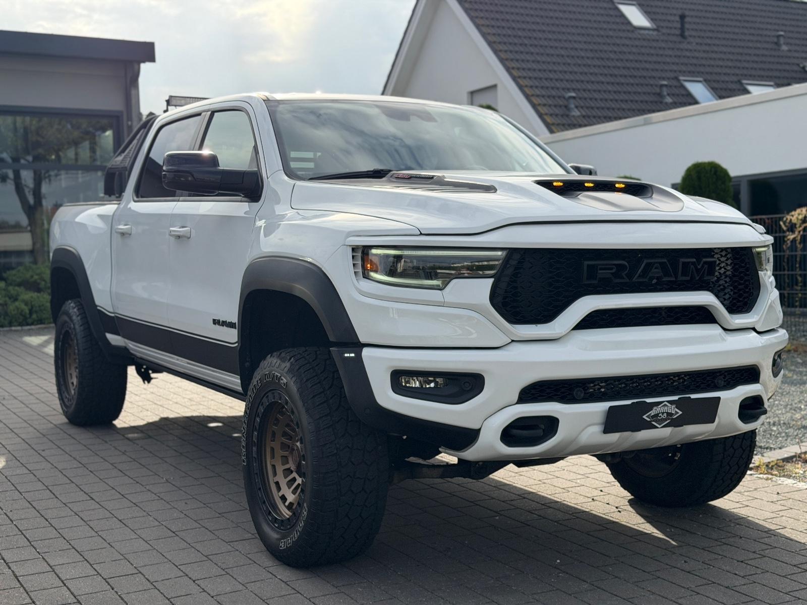 Dodge RAM 1500 5.7 Laramie Sport/6Zoll/TRX Kit/HuD/LPG