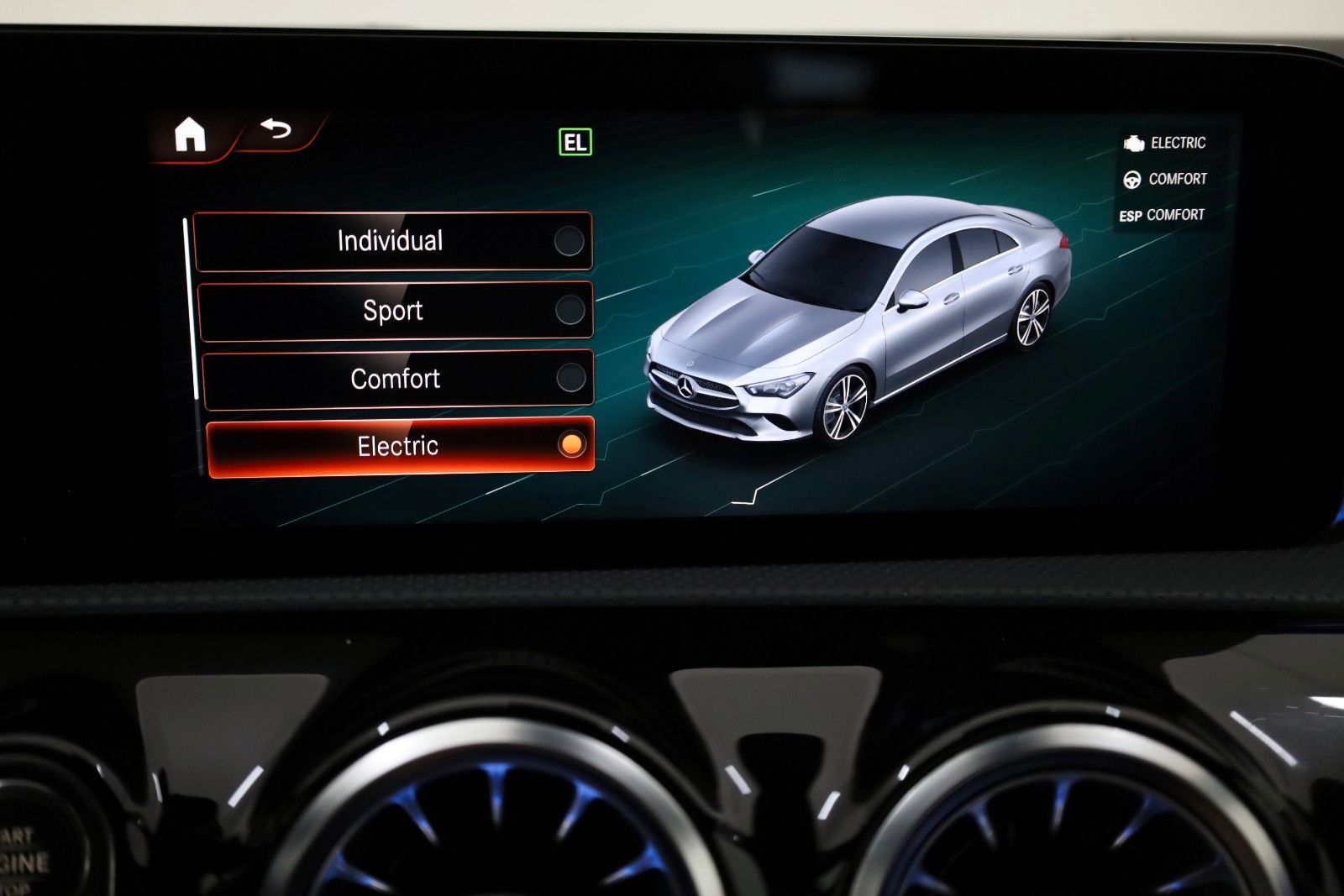 Fahrzeugabbildung Mercedes-Benz CLA 250 e Coupe AMG line,Navi,LED,SH,Kamera