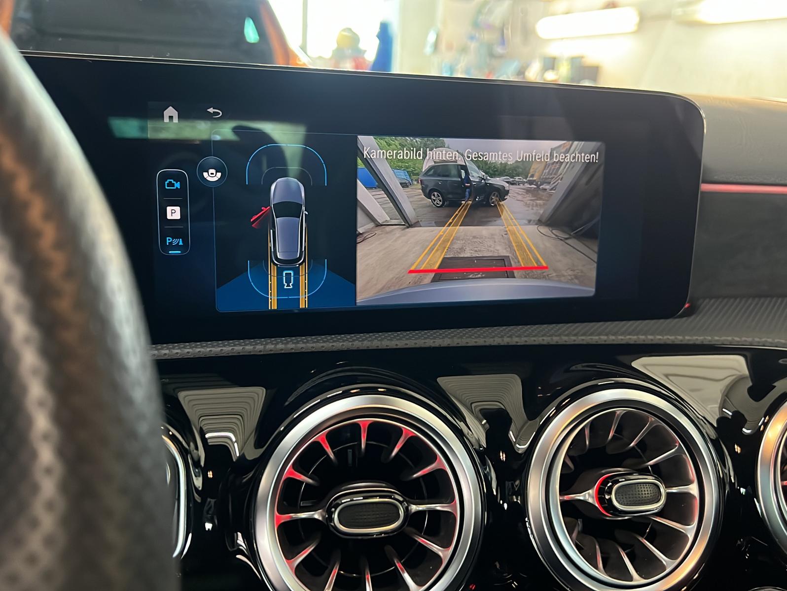 Mercedes-Benz A-Class AMG Line 7G Tronic*Navi*DAB*KeyGo*MBUX*, миниатюра 14