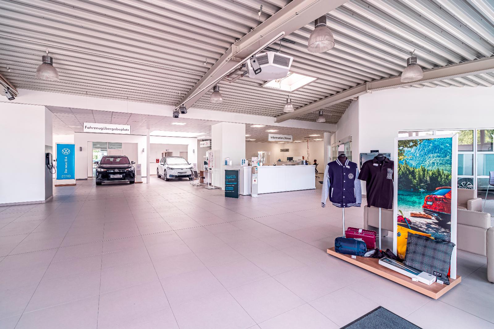 showroom-image-main