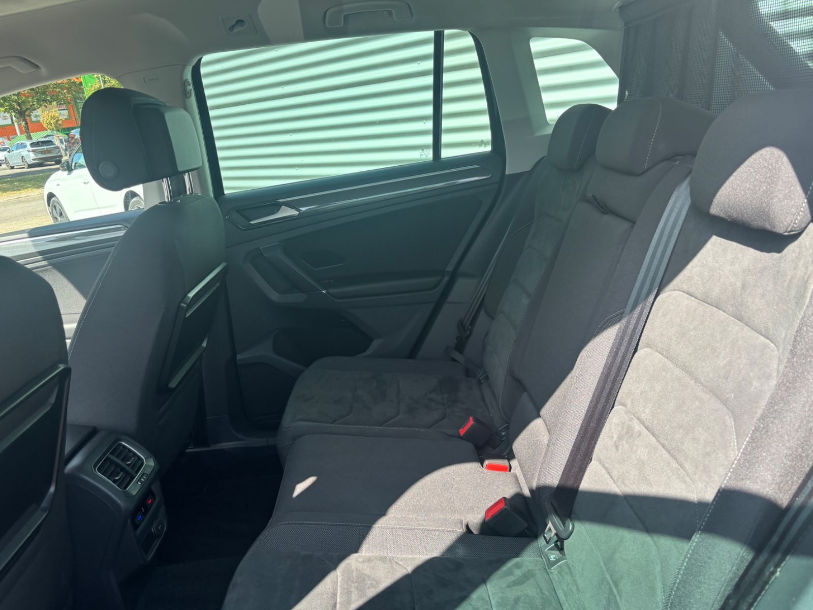 Fahrzeugabbildung Volkswagen Tiguan Highline BMT/Start-Stopp 4Motion