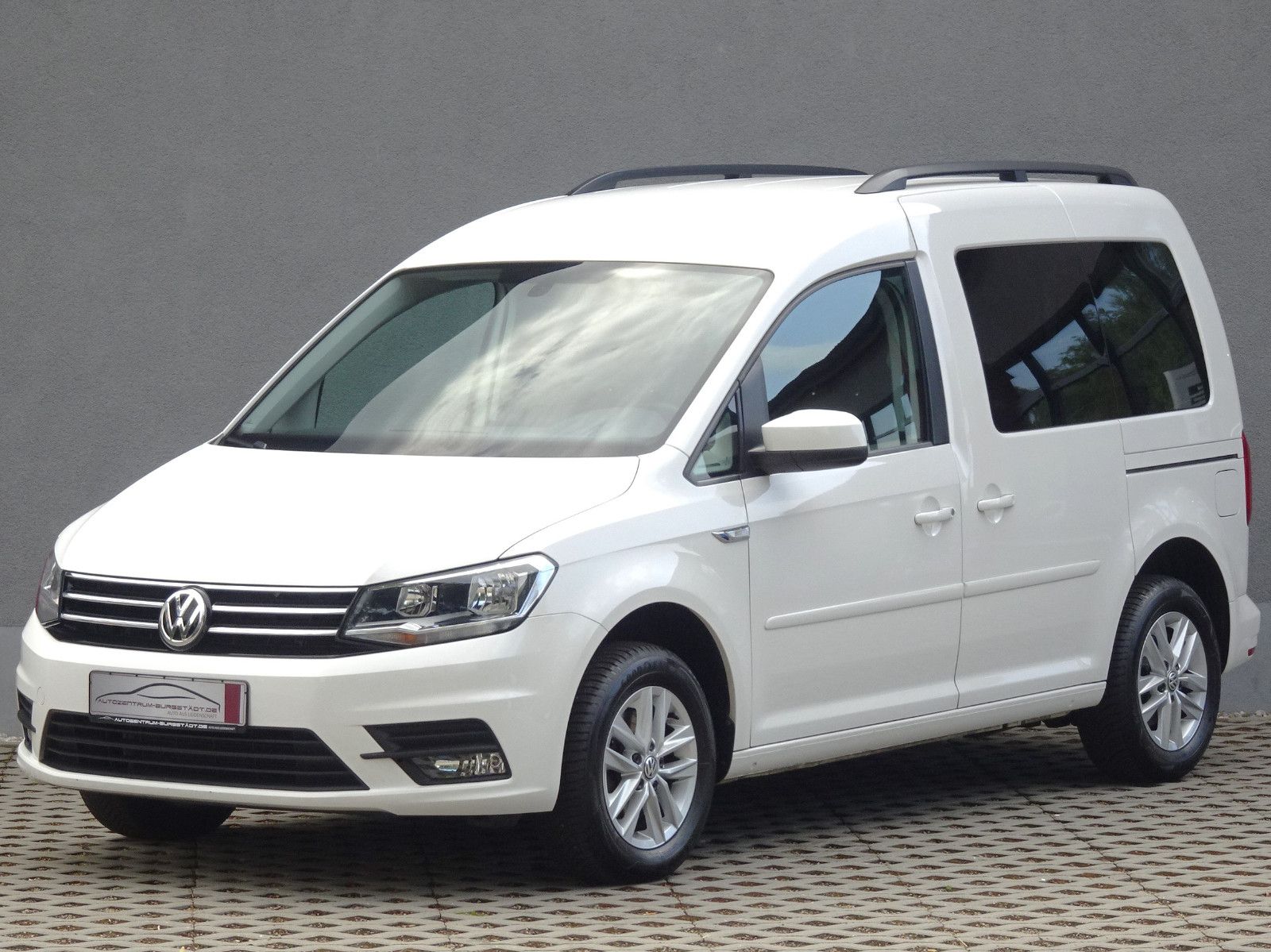 VW Caddy Kombi 2,0 TDI Comfortline/Navi/SitzHZG/LMF