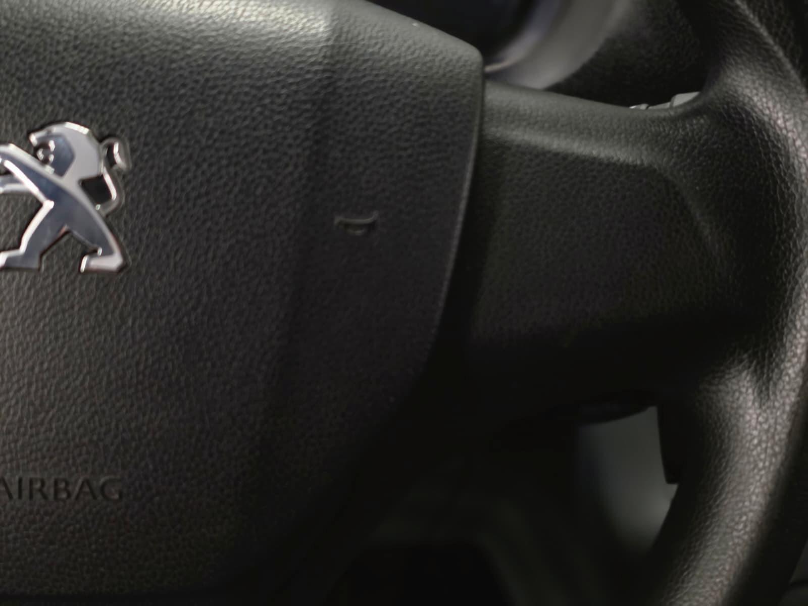 Peugeot Expert L2 8x Sitze Klima Tempomat 2x Schiebetür