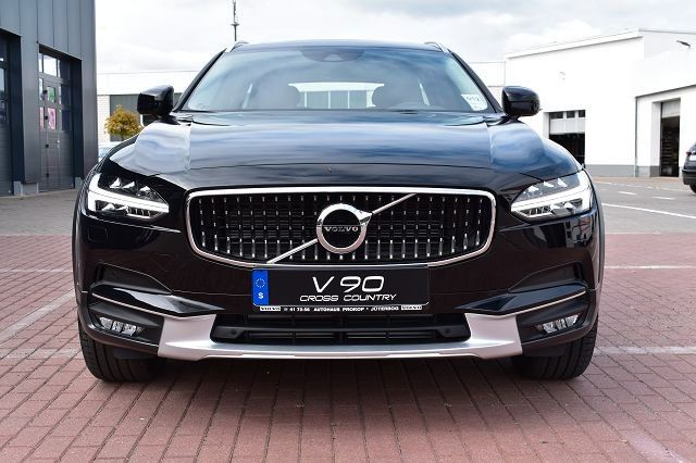 Fahrzeugabbildung Volvo V90 Cross Country D5 AWD Pro*STDHZG*PANO*RFK*