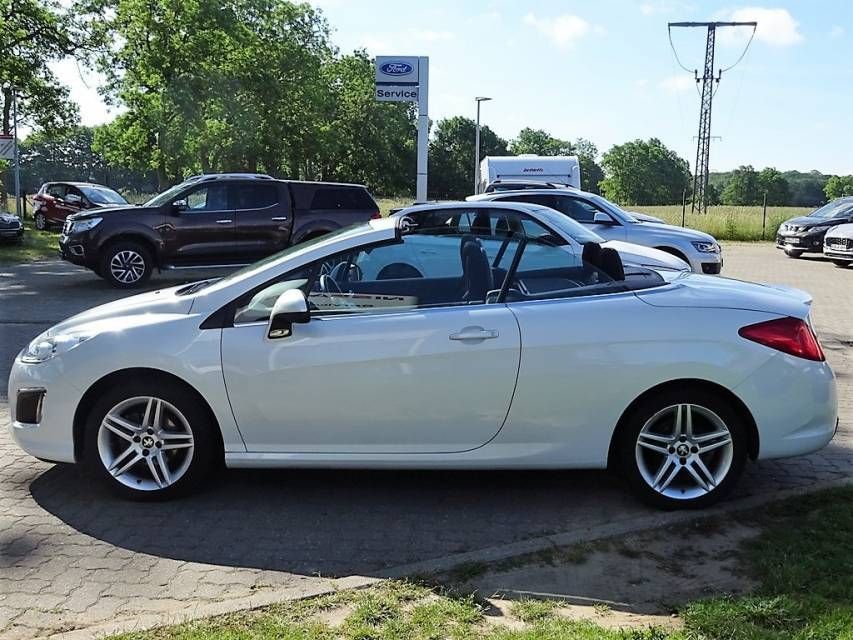 Fahrzeugabbildung Peugeot 308 CC  1.6 Cabrio 120 VTi Active