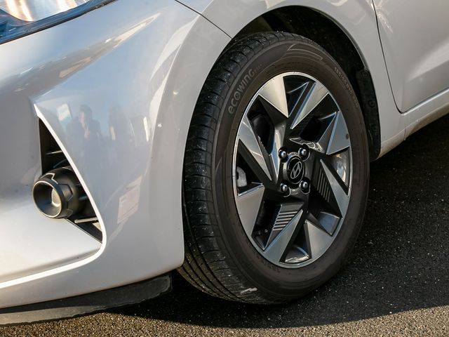 Hyundai i10 1.0 Trend Spurhalteassistent Kamera Navi