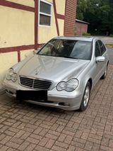 Mercedes-Benz Gepflegter C 200 Autom TÜV 2026 - Mercedes-Benz C-Class aus 2000