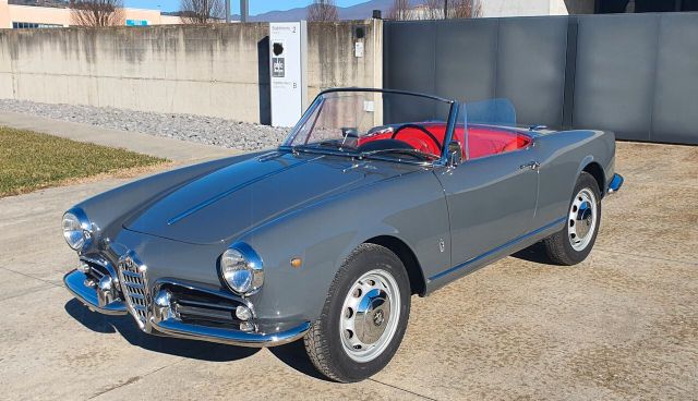 Alfa Romeo Giulietta Spider PASSO CORTO (750 D)