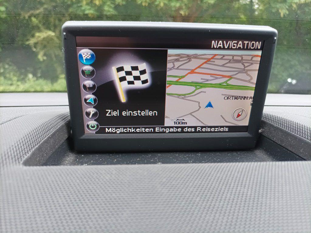 Volvo V50 2012 — photo 10