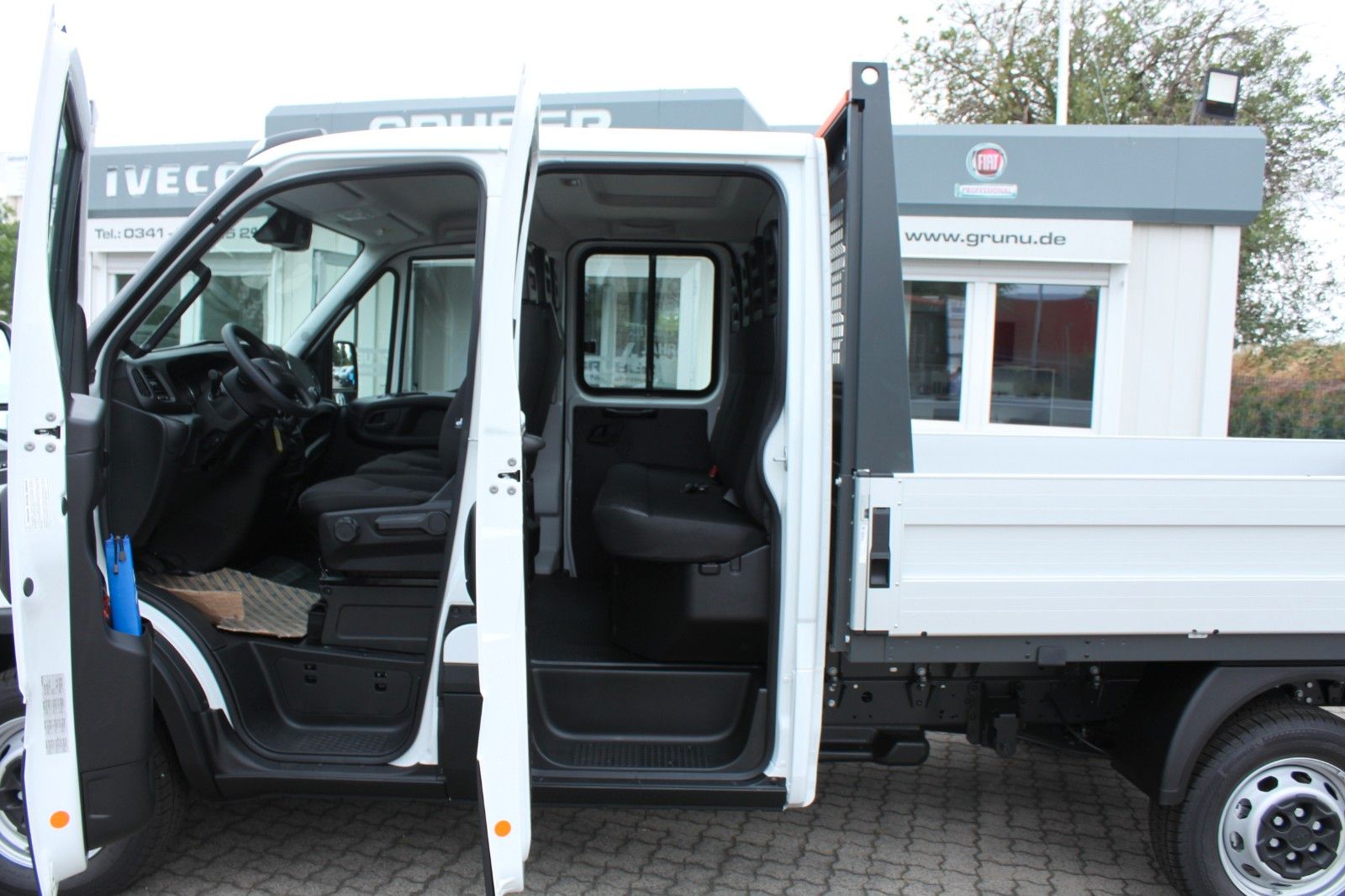 Fahrzeugabbildung Iveco Daily 35S14 D