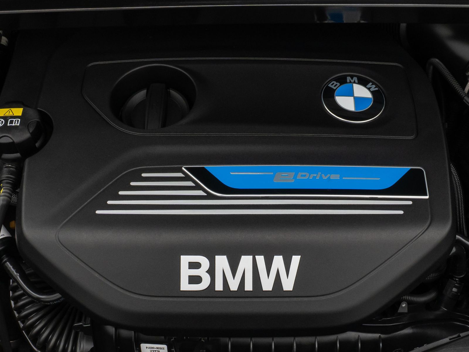 Fahrzeugabbildung BMW X1 xD25e M Sport Kamera HUD DAB H/K Komfort 19"