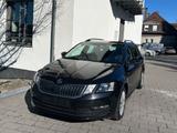 Skoda Octavia Combi Soleil *Navi, ACC, Induktionsl,* - Skoda Octavia Gebrauchtwagen in Bielefeld