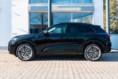 AUDI Q5 2.0 TDI quattro/ S LINE/ BUSINESS/ AHK/ 21" AUDI Q5 2.0 TDI quattro/ S LINE/ BUSINESS/ AHK/ 21"