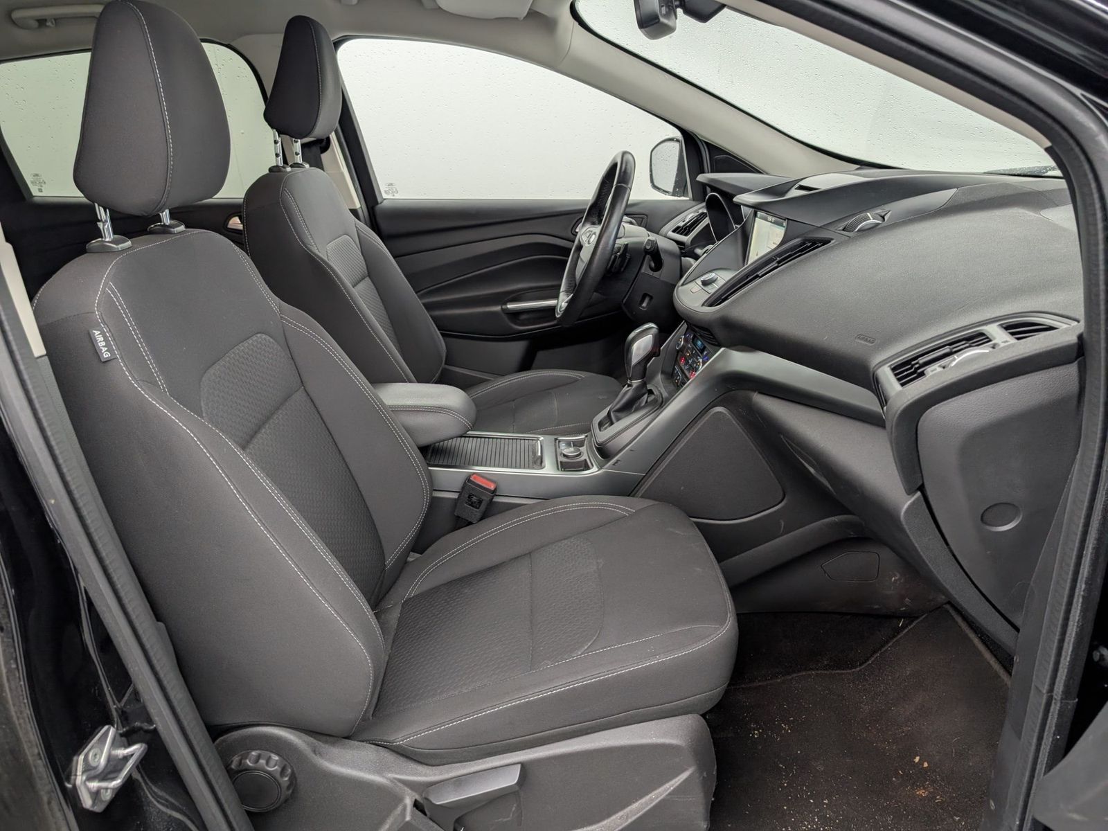 FORD Kuga  2.0 TDCi Cool &amp; Connect Navi Allwetter – Bild 9
