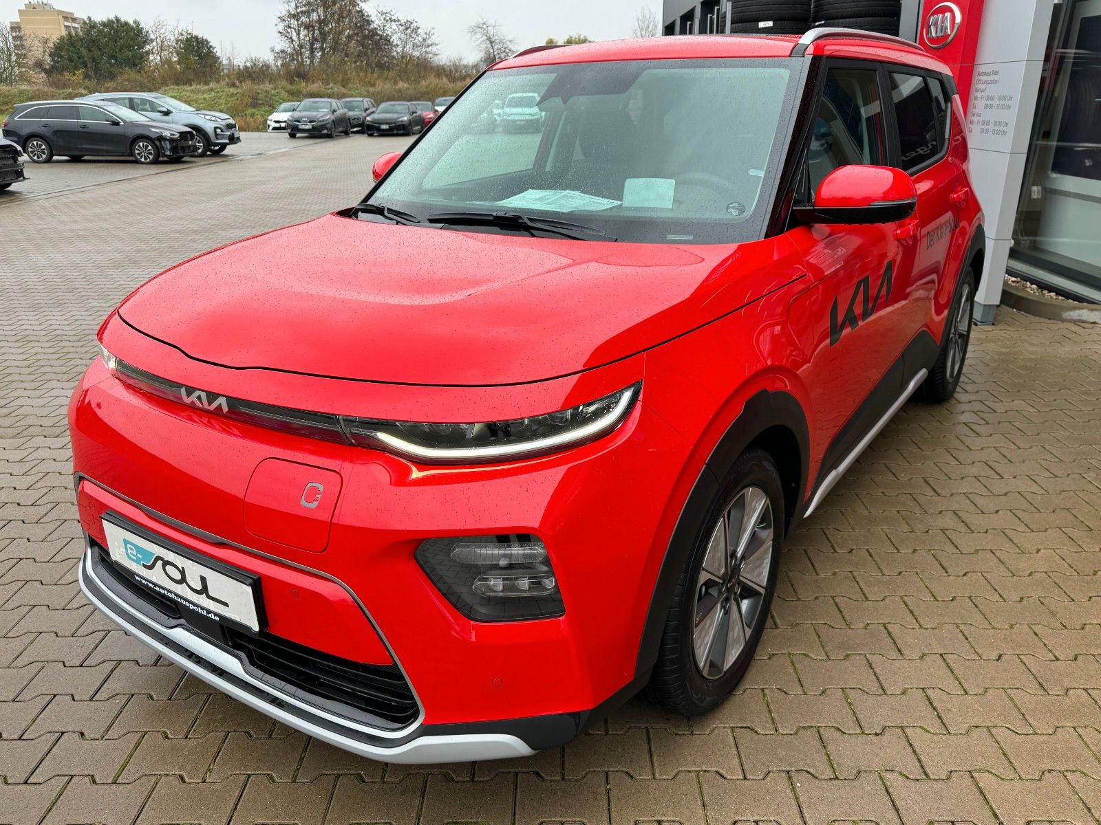 Fahrzeugabbildung Kia E-SOUL INSPIRATION WP SUV LED GD