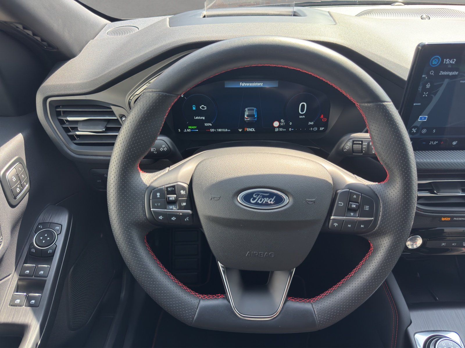 Fahrzeugabbildung Ford Kuga 2.5 FHEV ST-Line X Aut./AHK/ACC/KAMERA/NAVI
