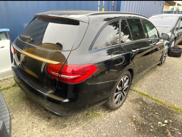 Mercedes-Benz C 200 C -Klasse T-Modell C 200 T d