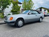 Mercedes-Benz E 320 / 300E 2. Hand Scheckheft unter 60000km - Mercedes-Benz 320