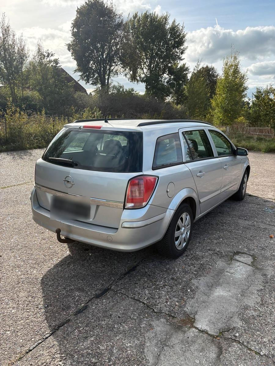 Opel Astra 2005 — photo 5