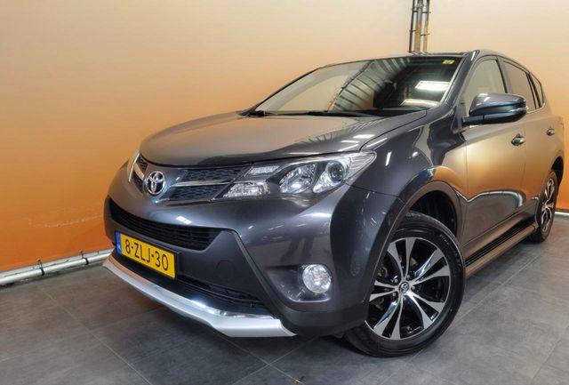 Toyota RAV 4 2.0 Style Top 5 editie 4WD trekhaak lmv