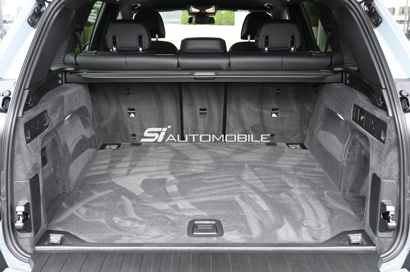 Fahrzeugabbildung BMW X5 xDr. 30d M-Sport Pro °INTEGRAL+LUFTFEDERUNG°